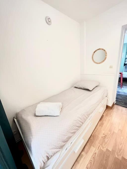 New York - Appartement A Reims Bagian luar foto