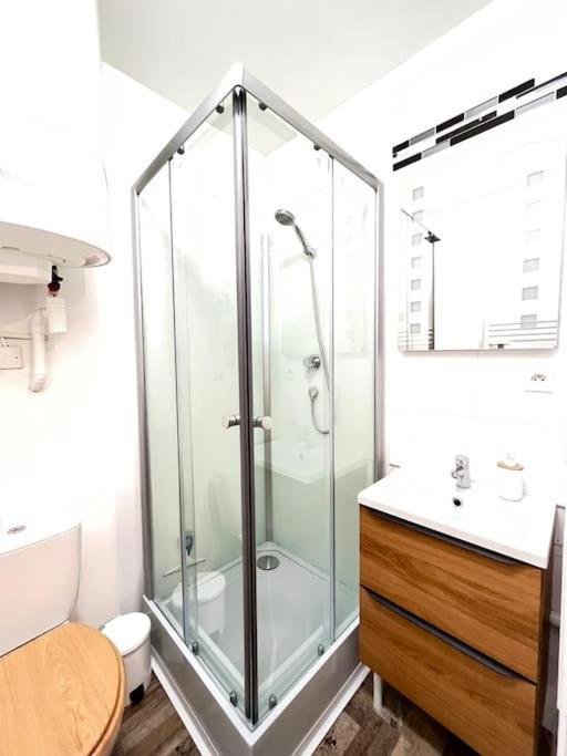 New York - Appartement A Reims Bagian luar foto