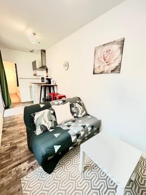 New York - Appartement A Reims Bagian luar foto