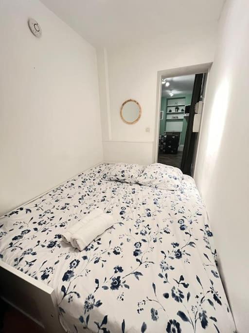 New York - Appartement A Reims Bagian luar foto